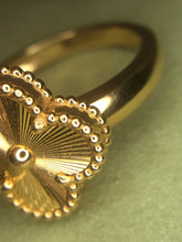 Load image into Gallery viewer, Van Cleef &amp; Arpels guilloche 18k gold ring
