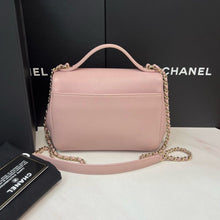 Load image into Gallery viewer, Chanel small pink business affinity, gold hdw
