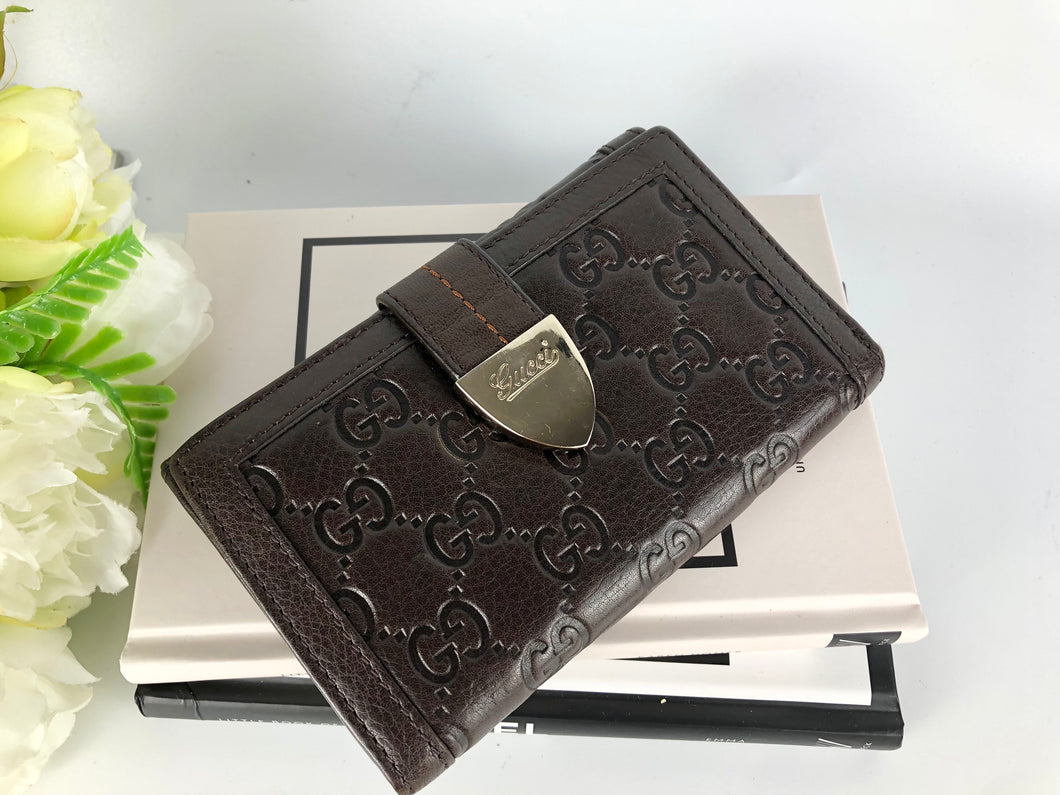 Gucci brown wallet