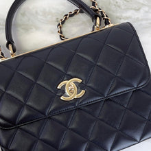 Load image into Gallery viewer, Chanel black trendy in small lambskin, Rose gold hardware
