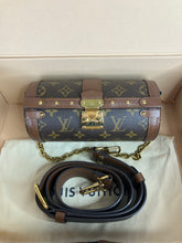 Load image into Gallery viewer, Louis Vuitton papillon trunk monogram
