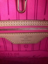 Load image into Gallery viewer, Louis Vuitton Rare Stephen Sprouse neverfull MM roses
