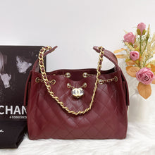 Load image into Gallery viewer, 25A Chanel 25 small in burgundy caviar, aged gold hdw
