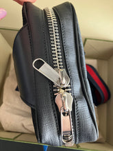Load image into Gallery viewer, Gucci GG supreme sling crossbody
