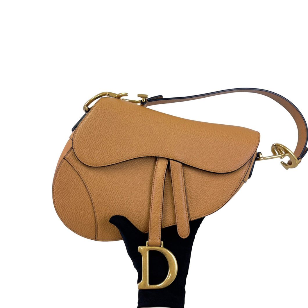 Dior medium saddle in caramel, gold hdw