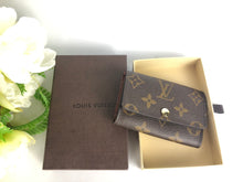 Load image into Gallery viewer, Louis Vuitton 6 key ring monogram pouch
