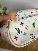 Load image into Gallery viewer, Louis Vuitton murakami marilyn bag
