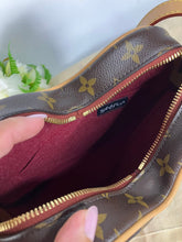 Load image into Gallery viewer, Louis Vuitton game on coeur monogram heart bag
