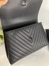 Load image into Gallery viewer, Chanel Large grey caviar coco handle, silver hdw
