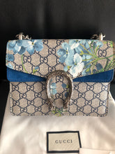 Load image into Gallery viewer, Gucci blooms mini Dionysus shoulder bag
