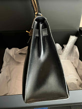 Load image into Gallery viewer, Hermes Vintage black box Kelly 28, gold hdw.
