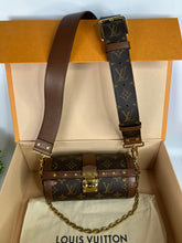 Load image into Gallery viewer, Louis Vuitton papillon trunk monogram
