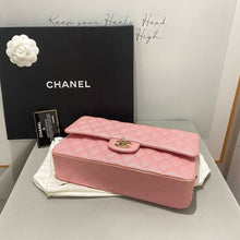 Load image into Gallery viewer, Chanel pink pearl iridescent medium caviar, gold hdw
