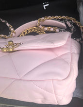 Load image into Gallery viewer, Chanel 19 light pink small, 22p pink
