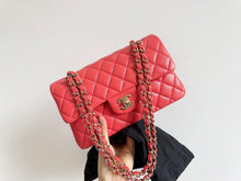 Load image into Gallery viewer, Chanel small pink caviar flap, gold hdw
