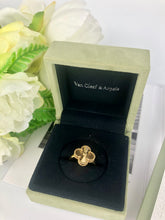 Load image into Gallery viewer, Van Cleef &amp; Arpels guilloche 18k gold ring
