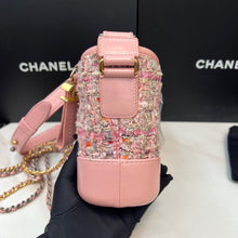 Load image into Gallery viewer, Chanel pink tweed small Gabrielle
