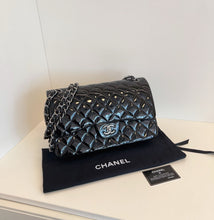 Load image into Gallery viewer, Chanel black patent jumbo, silver ruthenium hdw
