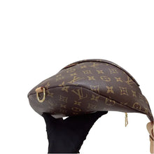 Load image into Gallery viewer, Louis Vuitton classic monogram bumbag
