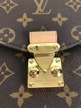 Load image into Gallery viewer, Louis Vuitton Pochette Metis, monogram
