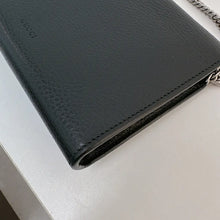 Load image into Gallery viewer, Gucci black Dionysus woc, wallet on chain
