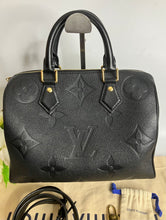 Load image into Gallery viewer, Louis Vuitton black empriente giant monogram speedy bandoulière 25
