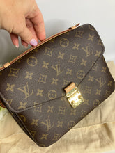 Load image into Gallery viewer, Louis Vuitton monogram pochette metis with strap
