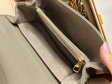 Load image into Gallery viewer, Louis Vuitton Pochette Métis East West, Dove / Cream
