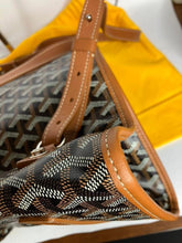 Load image into Gallery viewer, Goyard Saint Leger Briefcase Backpack Coated Canvas
