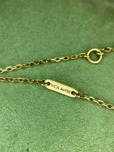 Load image into Gallery viewer, Van Cleef &amp; Arpels 2022 (VCA) 18k gold white mother of pearl necklace, sweet size
