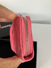 Load image into Gallery viewer, Chanel coral pink caviar coin purse, card holder. Light gold hdw
