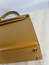 Load image into Gallery viewer, Hermes Kelly 32, stamp square F, Butler leather, gold hdw
