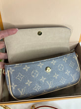 Load image into Gallery viewer, Louis Vuitton Ivy wallet on chain (WOC), glazed monogram, gold hdw
