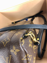 Load image into Gallery viewer, Louis Vuitton Palm Springs mini, full set

