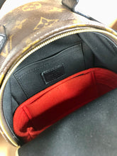 Load image into Gallery viewer, Louis Vuitton Palm Springs mini, full set
