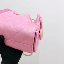 Load image into Gallery viewer, Chanel 25 mini pink caviar, gold hdw
