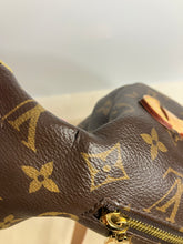 Load image into Gallery viewer, Louis Vuitton original monogram bumbag, gold hdw
