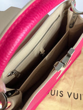 Load image into Gallery viewer, Louis Vuitton capucines PM pink taurillon leather, silver hdw
