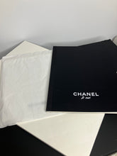 Load image into Gallery viewer, Chanel black caviar small 25 hobo bag, with gold hdw
