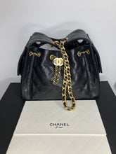 Load image into Gallery viewer, Chanel black caviar small 25 hobo bag, with gold hdw
