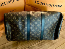 Load image into Gallery viewer, Louis Vuitton keepall 55 bandoliere, mongram macassar with black trim
