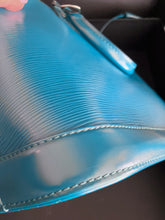 Load image into Gallery viewer, Louis Vuitton Alma epi leather, teal with silver hdw
