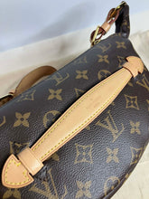 Load image into Gallery viewer, Louis Vuitton original monogram bumbag, gold hdw
