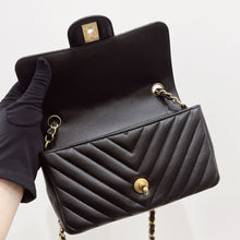 Load image into Gallery viewer, Chanel black mini calfskin chevron, with gold hdw
