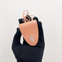 Load image into Gallery viewer, Goyard tote PM size, rare pink colour

