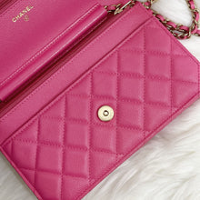 Load image into Gallery viewer, Chanel Barbie pink caviar woc, chip
