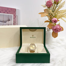 Load image into Gallery viewer, Rare Vintage Rolex Day-Date 18048 36mm 18K Yellow Gold Diamond Champagne Dial Watch
