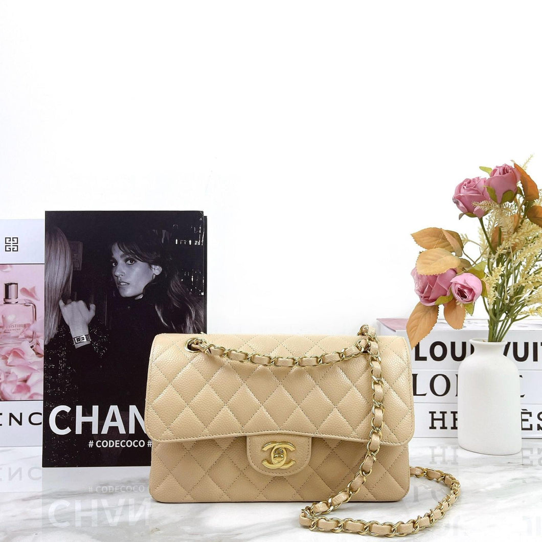 Chanel beige caviar small classic flap gold hdw, 2024