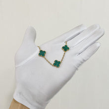 Load image into Gallery viewer, Van Cleef and Arpel green malachite 5 motif bracelet, 18k gold
