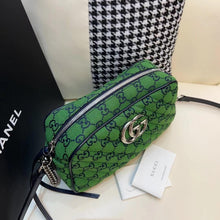 Load image into Gallery viewer, Gucci green marmont crossbody, 24cm
